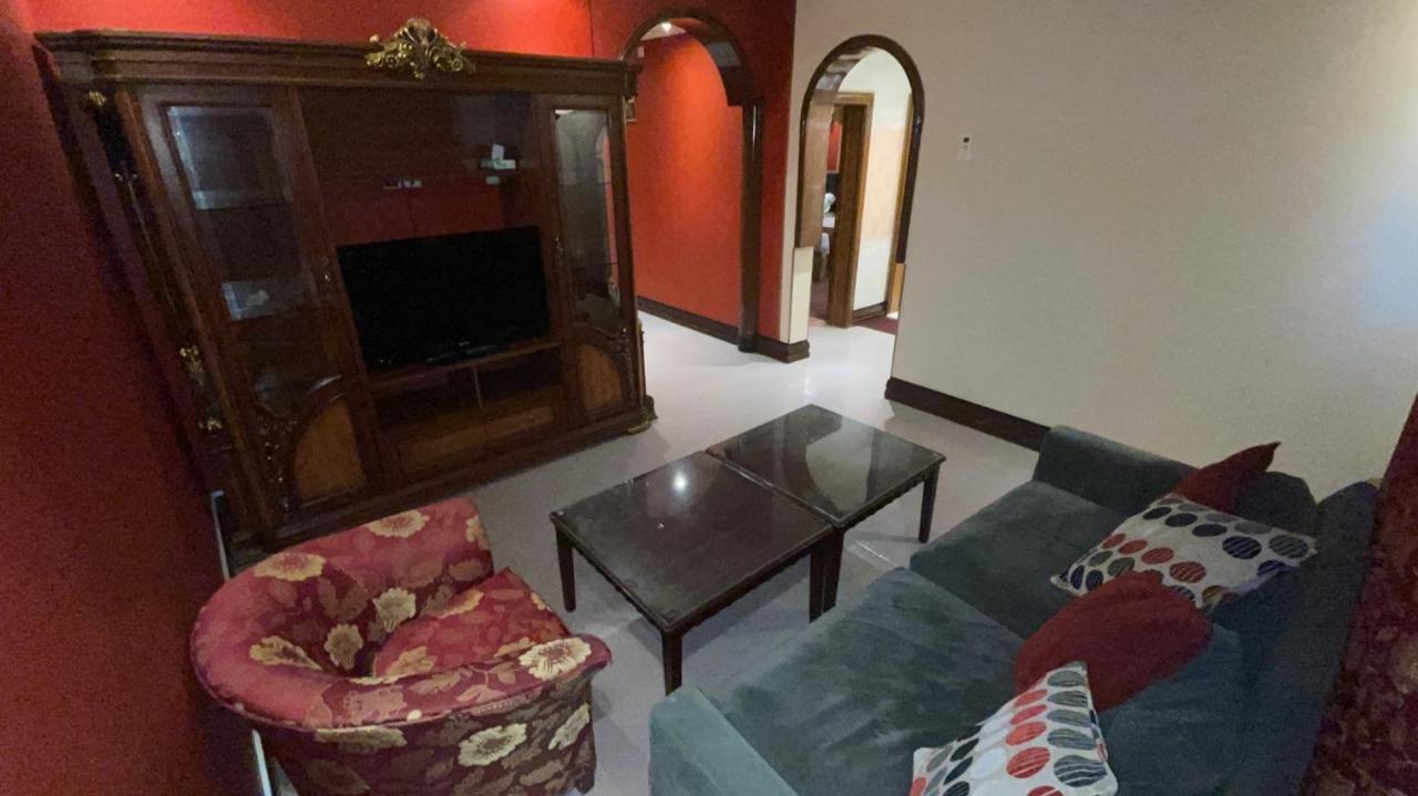 Ḩafar al Bāţin Al Mansour Grand Hotel מראה חיצוני תמונה